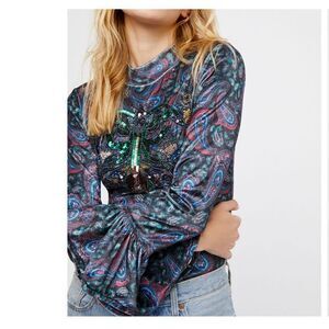Free People L’amour Paisley Velvet Top size XS